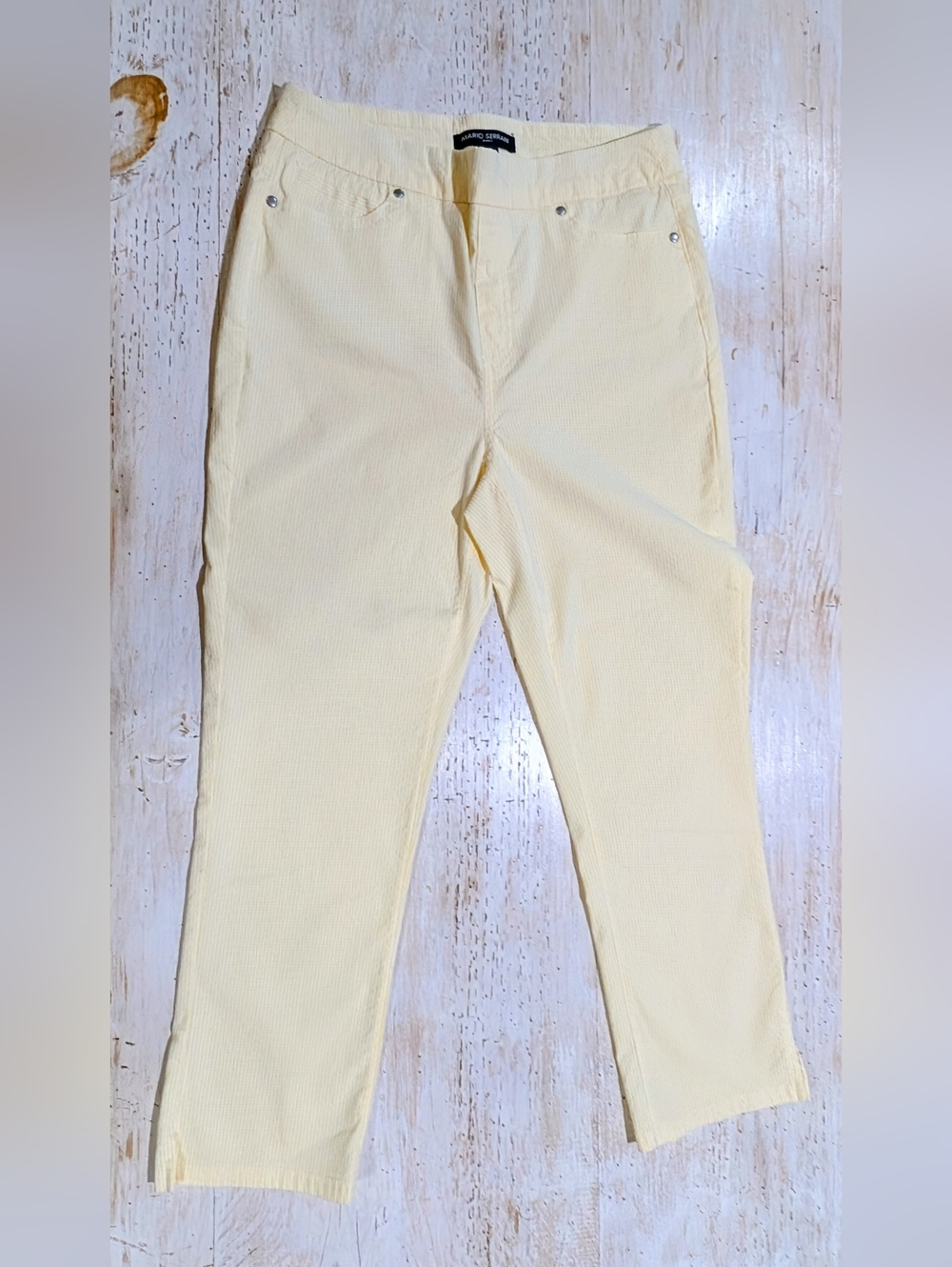 Mario Serrani Women's Capris Pants Comfort Stretch Yellow & White Size Small EUC